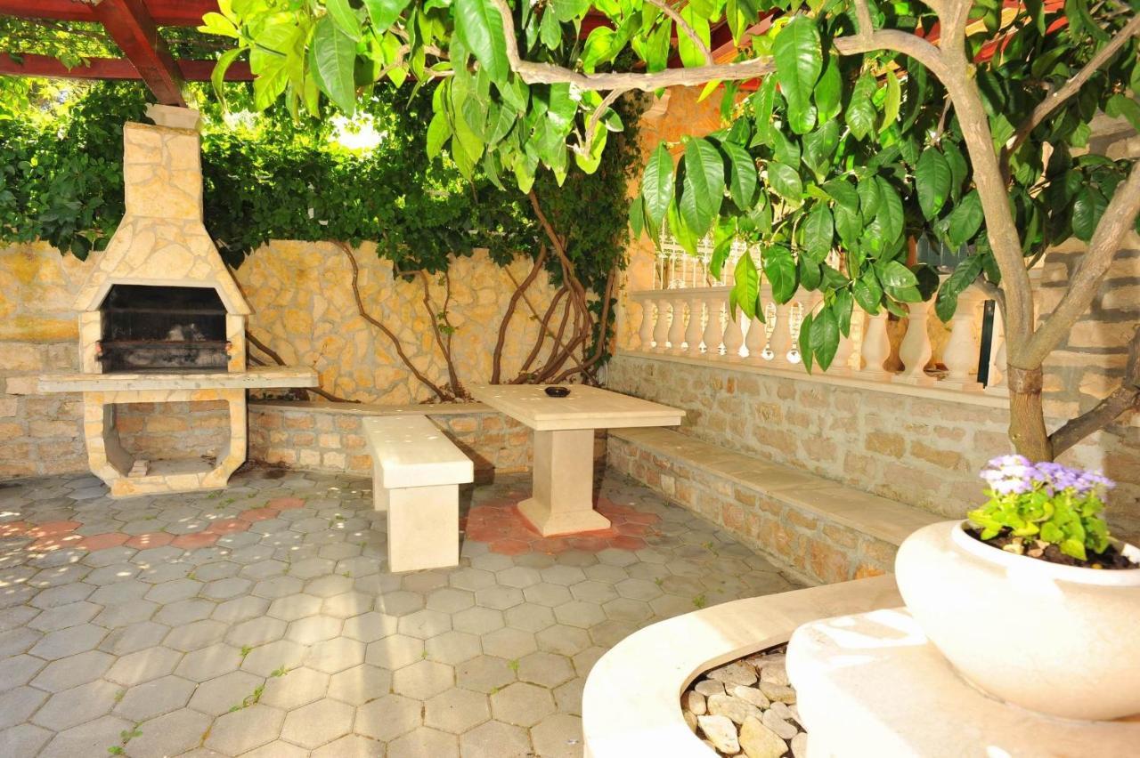 Villa Anni Sutivan Kültér fotó